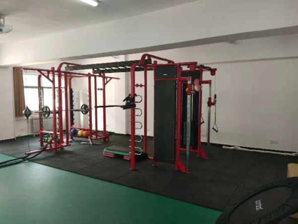 海軍航空大學基礎學院健身房